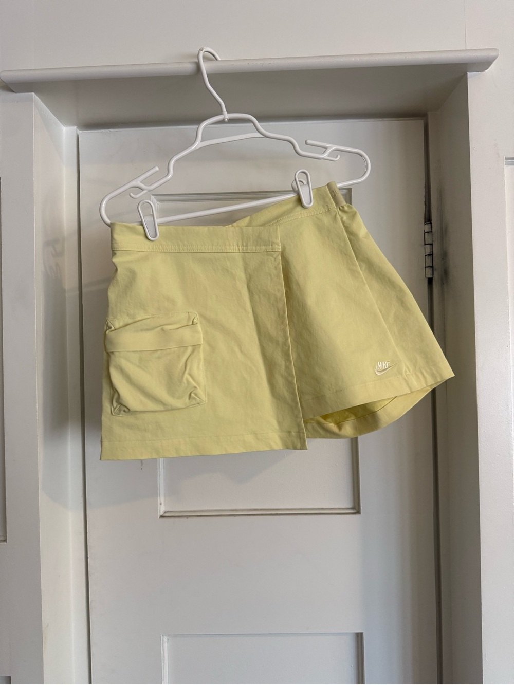 Nike Women’s Pale Yellow Athletic DRI-FIT Skort with Utility Pocket